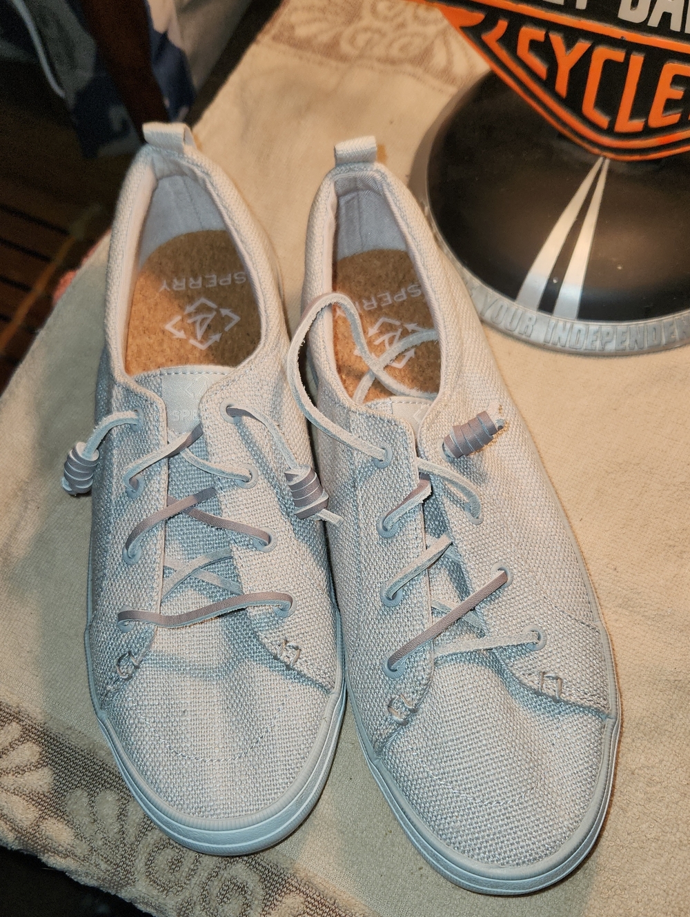 Woman's Sperry Shoes